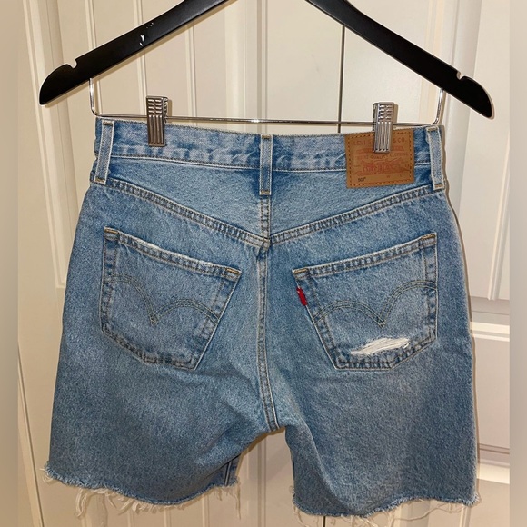 NWOT Levis 501 90s Shorts - Picture 2 of 3